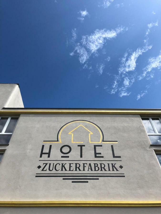 Hotel Zuckerfabrik Stuttgart Bagian luar foto